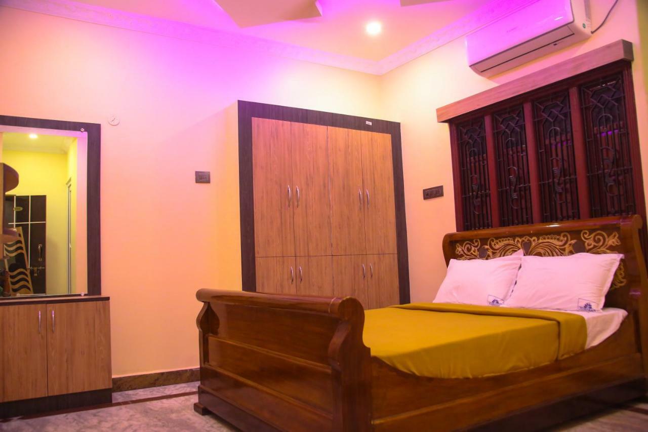 Sree Kumaran Residence Rāmeswaram Esterno foto